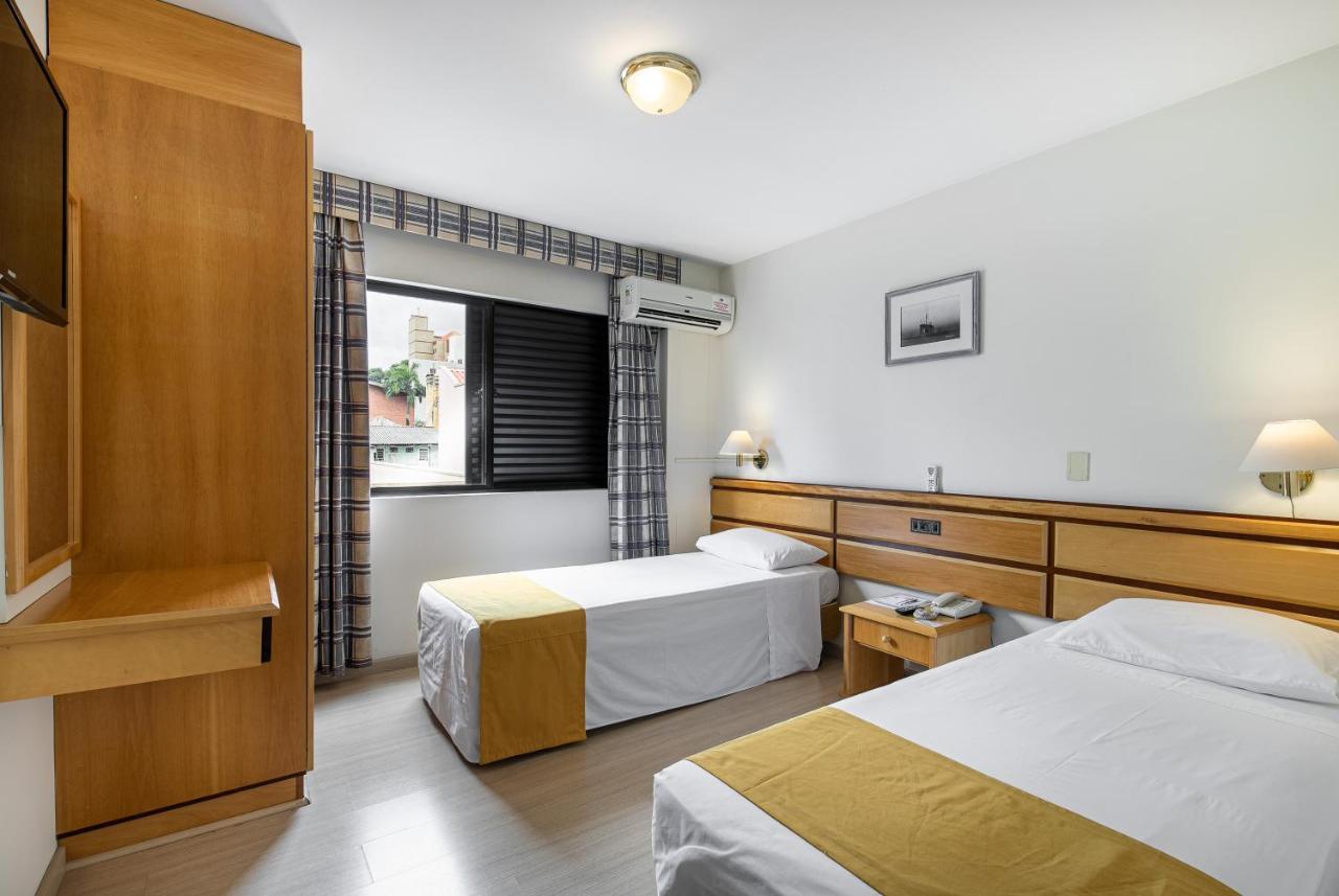 Hotel Flat Petras Residence Курітіба Екстер'єр фото