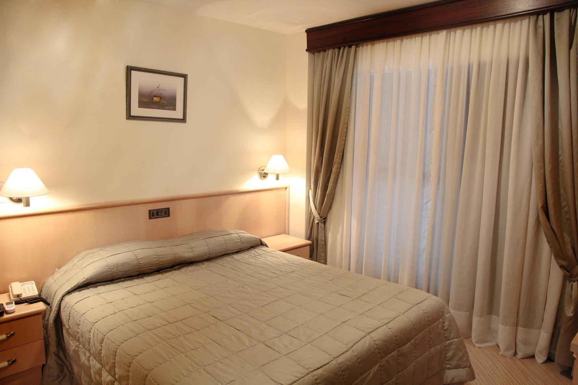 Hotel Flat Petras Residence Курітіба Екстер'єр фото